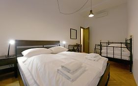 Atik Rooms